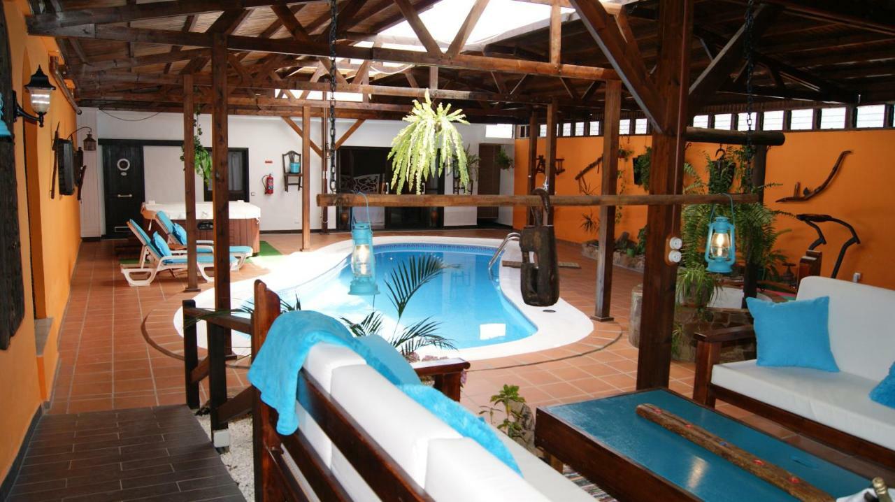 Villa Spa Las Tinajas Triquivijate Ngoại thất bức ảnh