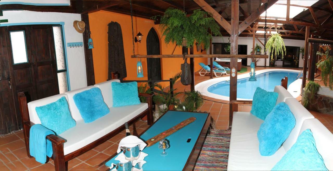 Villa Spa Las Tinajas Triquivijate Ngoại thất bức ảnh
